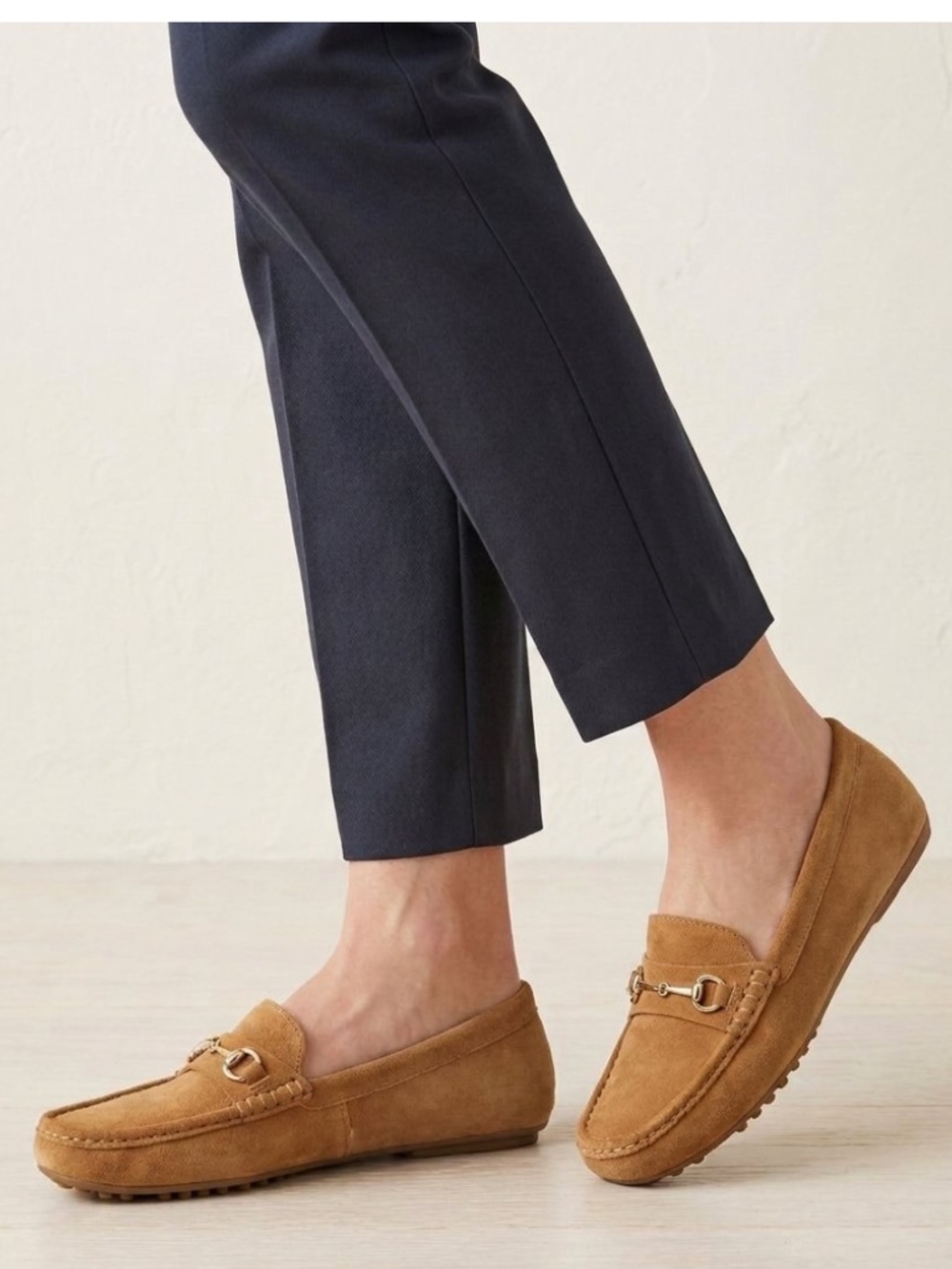 Isaac Mizrahi Annie Suede Driving Moccasin Loafers Tan Suede - Size 9